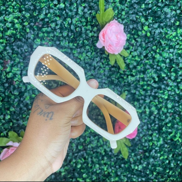 Reloaded frames - Picture 8 of 8